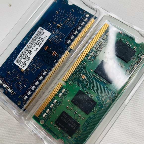 SK HYNIX 2GB 1Rx16 PC3L - HMT425S6AFR6A Samsung 4GB 1Rx8 PC3L - M471B5173DB0 - Picture 5 of 5